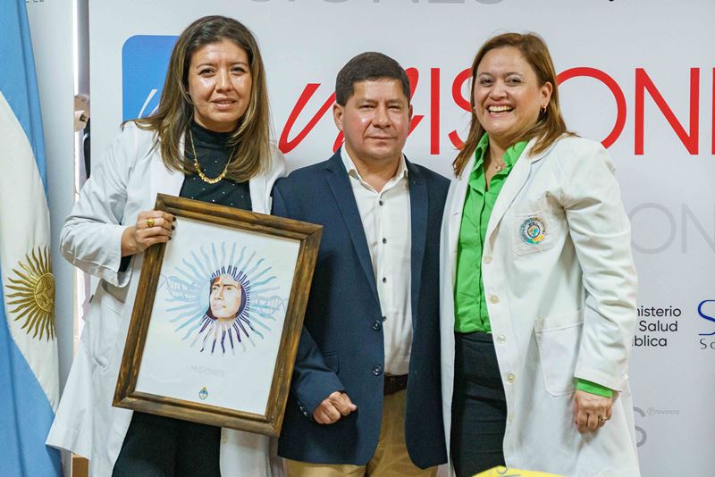 Trabajadores de la salud reconocidos por su labor en pandemia a través ...